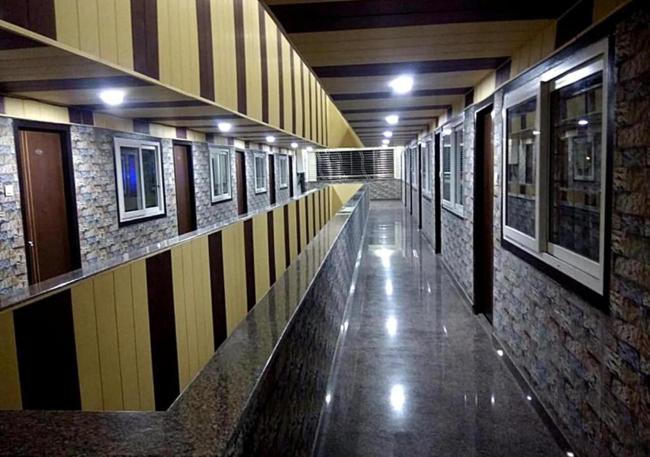 Hotel Santoshi Hometel Raichur Exterior photo