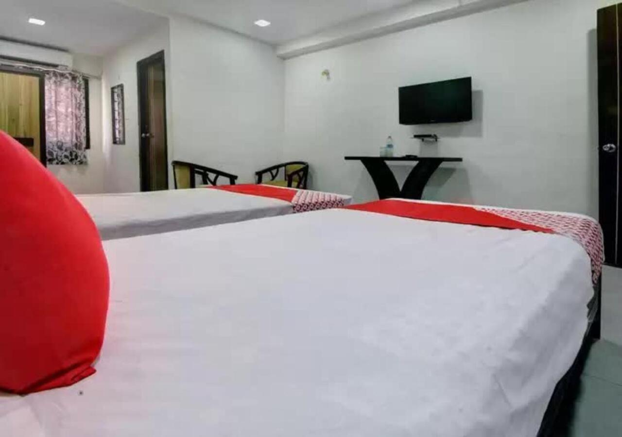 Hotel Santoshi Hometel Raichur Exterior photo